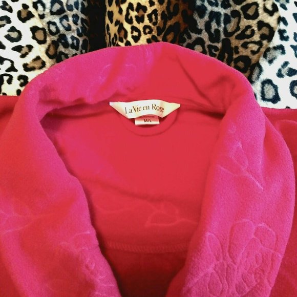 ✨HOST PICK!✨  Red Robe & Slippers Set, La Vie En Rose, M/L - Picture 7 of 8